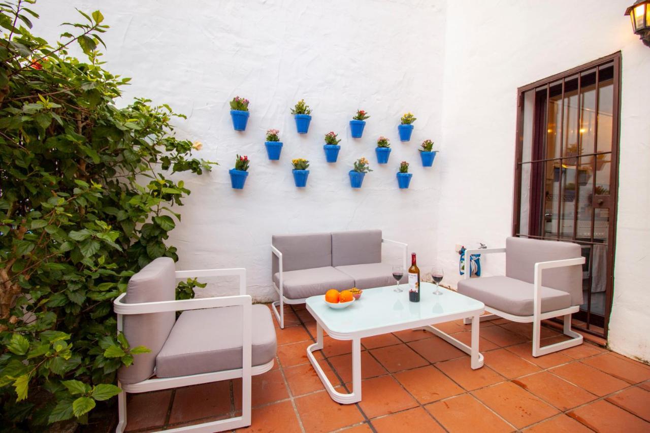 Lejlighed Stylish 2-bed Duplex Townhouse, Full Kitchen, Access To Three Pools, Minutes From Puerto Banus, By 