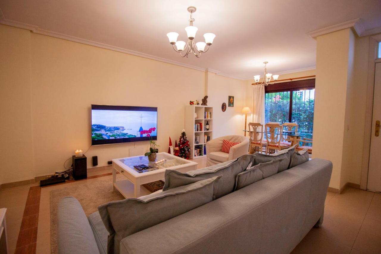 Stylish 2-bed Duplex Townhouse, Full Kitchen, Access To Three Pools, Minutes From Puerto Banus, By 