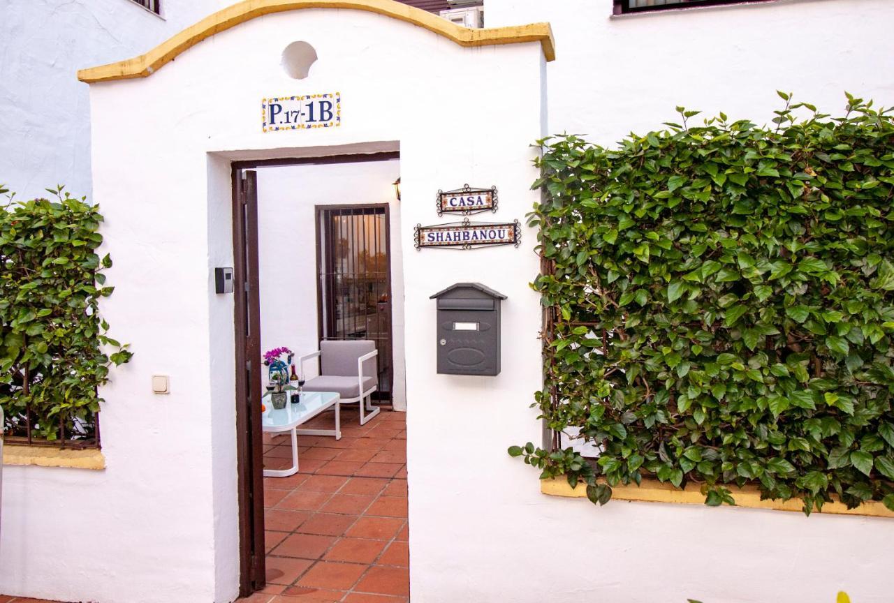 Stylish 2-bed Duplex Townhouse, Full Kitchen, Access To Three Pools, Minutes From Puerto Banus, By 