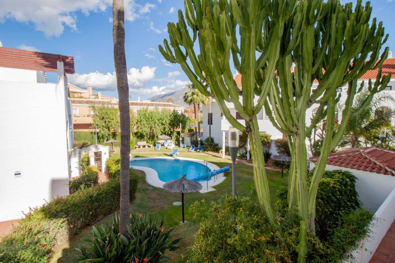 Stylish 2-bed Duplex Townhouse, Full Kitchen, Access To Three Pools, Minutes From Puerto Banus, By 